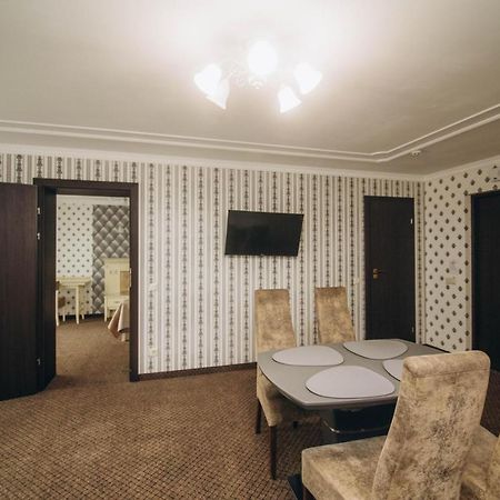 Hotel Gentleman Тернополь Экстерьер фото
