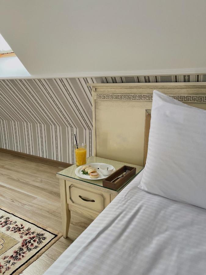 Hotel Gentleman Тернополь Экстерьер фото