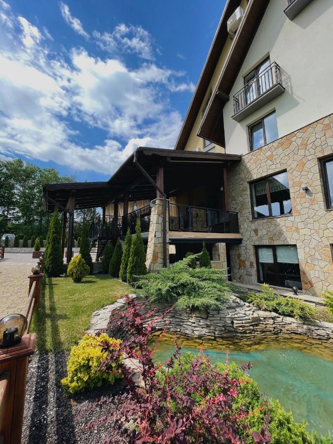 Hotel Gentleman Тернополь Экстерьер фото