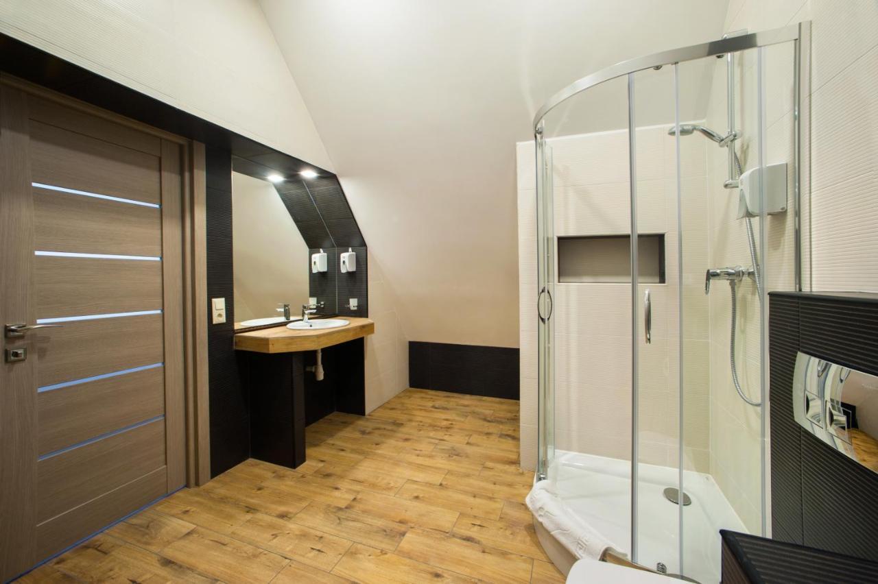 Hotel Gentleman Тернополь Экстерьер фото