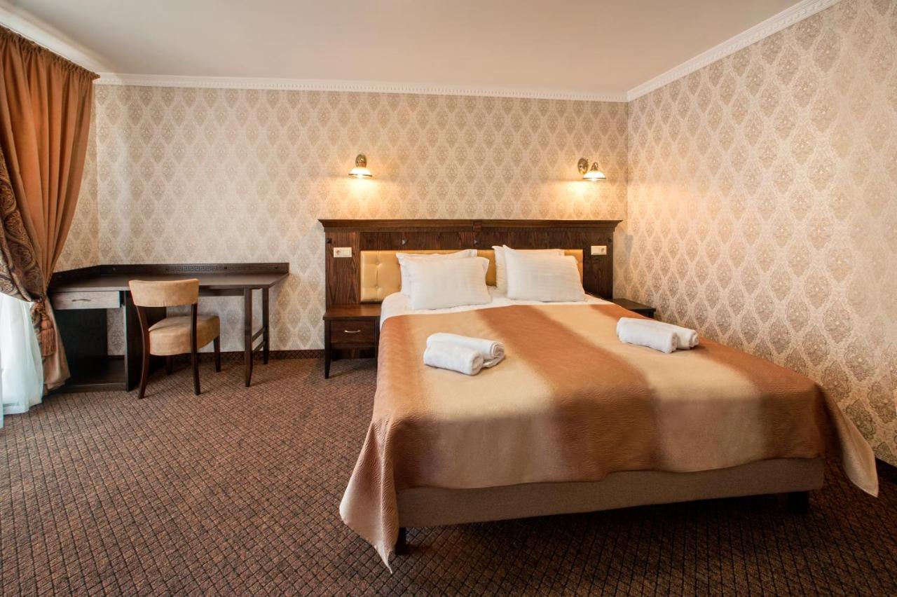 Hotel Gentleman Тернополь Экстерьер фото