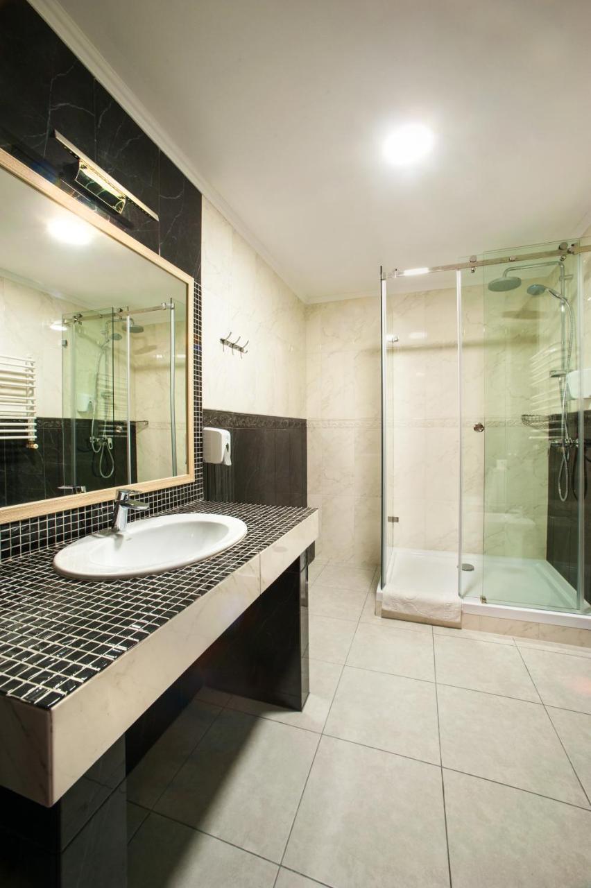 Hotel Gentleman Тернополь Экстерьер фото