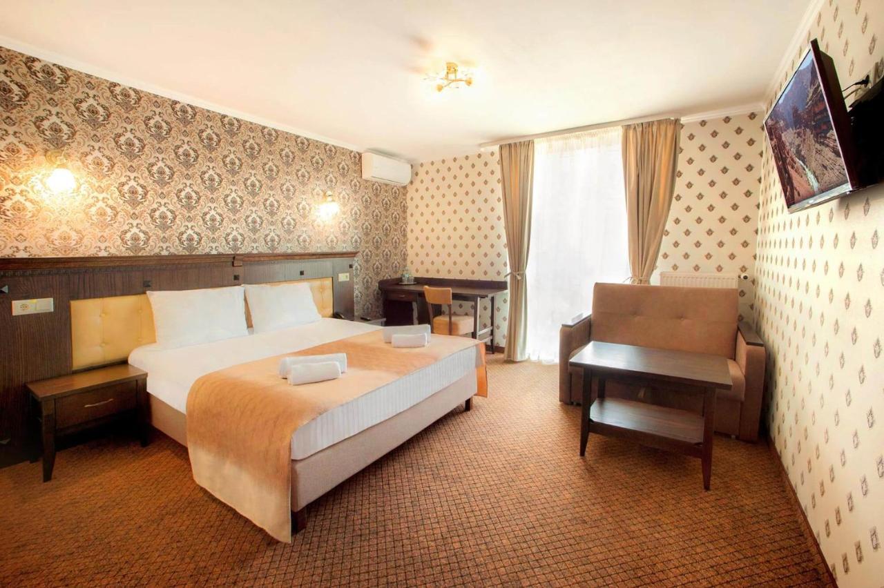 Hotel Gentleman Тернополь Экстерьер фото
